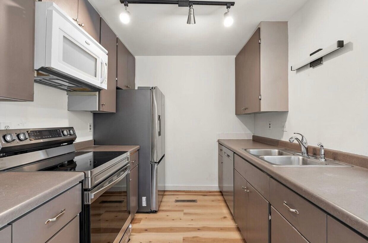 Foto principal - 216 Arundel St