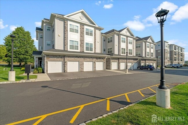 Foto del edificio - 33 Veterans Wy