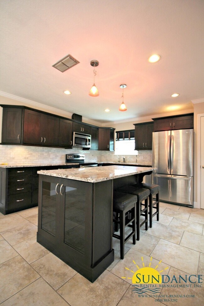 Foto del edificio - Beautiful 3 Bedroom Home in Mary Esther!