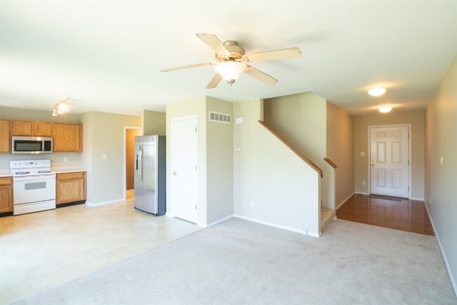 Foto del edificio - 4323 Bristol View Ct