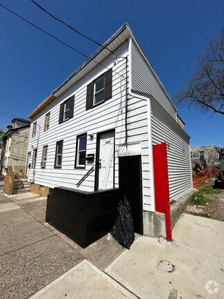 Building Photo - 420 Federal St