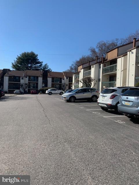 Building Photo - 3750 Clarendon Ave