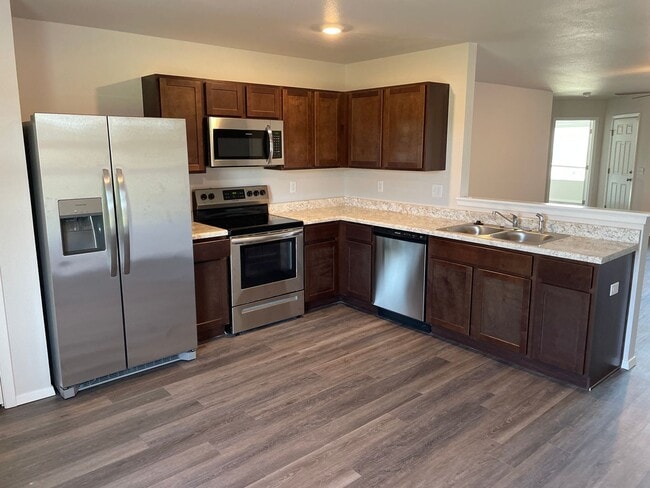 Building Photo - *Pre-leasing* Four Bedroom | Two Bath Home...