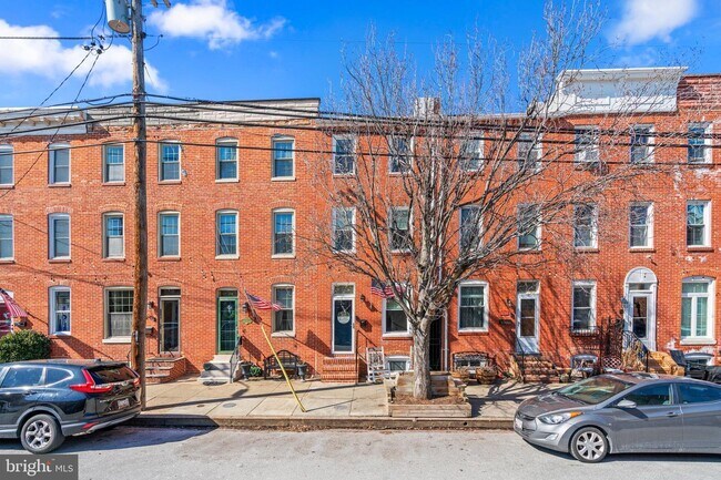 Building Photo - 1236 Hull St