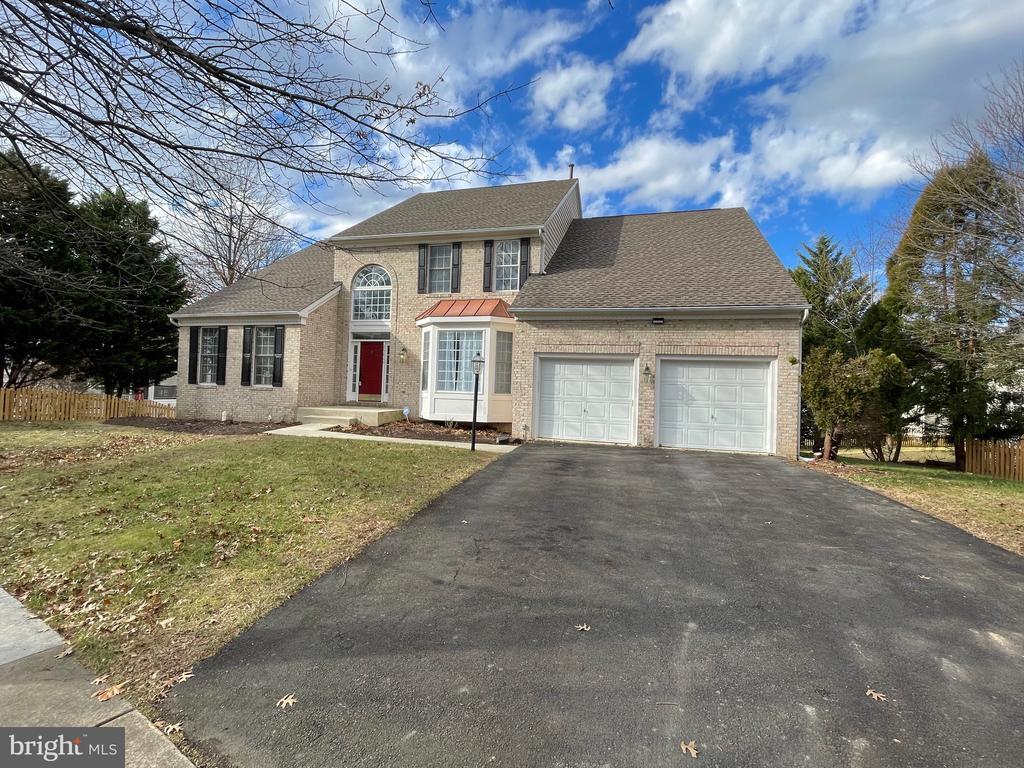 Foto principal - 25869 Flintonbridge Dr