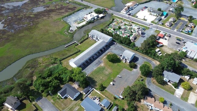 Building Photo - 6367 Teal Ln