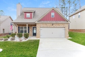 Building Photo - 1029 Hartwell Rd