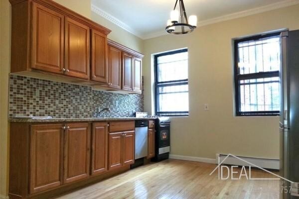 Foto principal - 373 Myrtle Ave