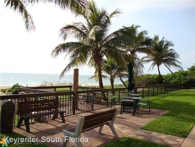 Building Photo - 2 br, 3 bath House - 1300 S Ocean Blvd Apt...