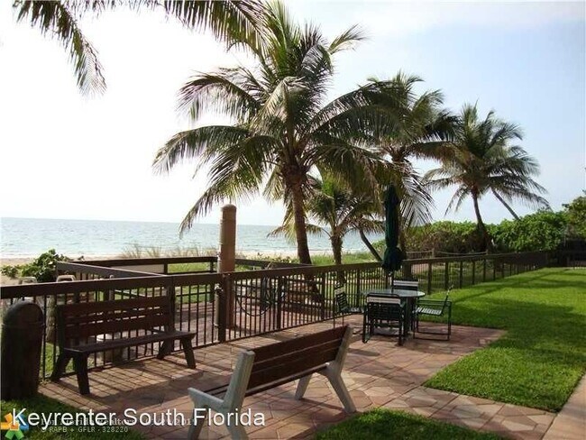 Foto del edificio - 2 br, 3 bath House - 1300 S Ocean Blvd Apt...