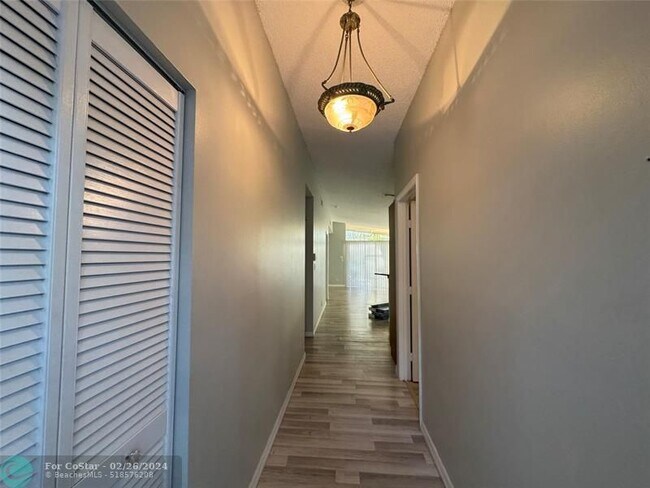 Foto del edificio - 22281 Whistling Pines Ln