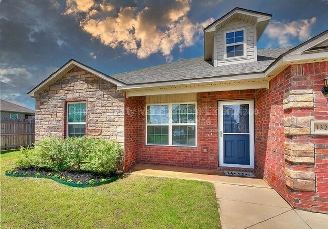 Building Photo - 13229 Bridgewater Dr