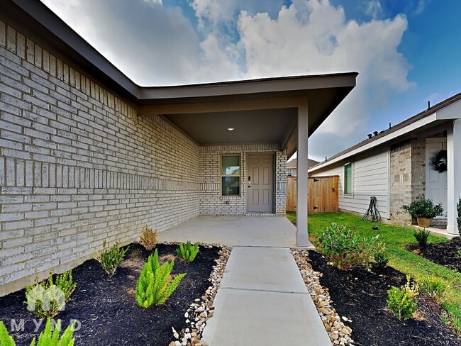 Building Photo - 2842 Via Augusta Dr