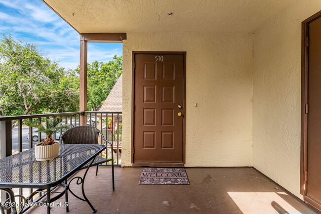 Building Photo - 7814 Shadowood Dr