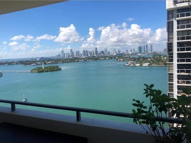 Foto del edificio - 11 Island Ave