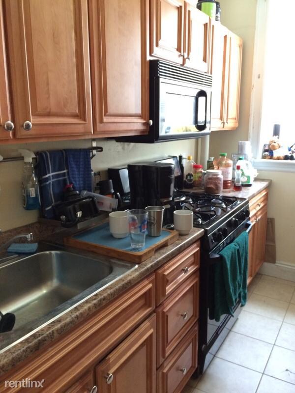 Foto del edificio - Studio, 1 bath  - 69 Quint Ave Apt 3O