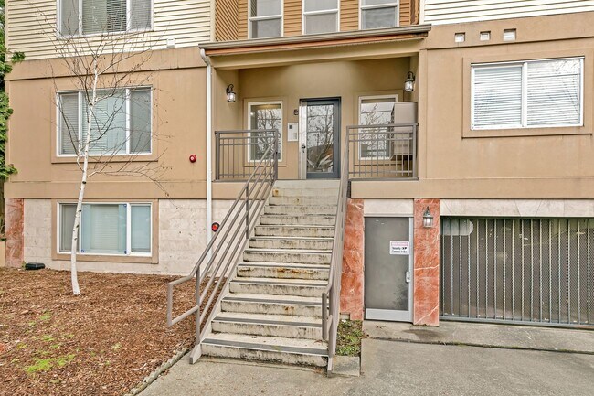 Foto del edificio - Spacious 2bed/1.5 bath 2-Story Condo for R...