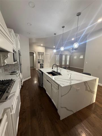 Foto del edificio - 5109 Fort Buckner Dr