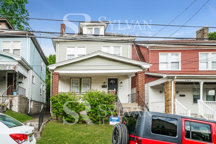 Welcome home to this lovely 3 bedroom, 1 b... - Welcome home to this lovely 3 bedroom, 1 b...
