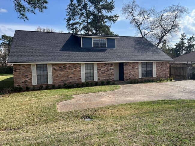 Building Photo - 3321 Colquitt Rd