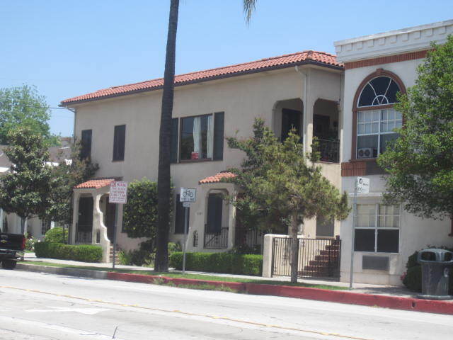 Foto del edificio - 6346 Greenleaf Ave