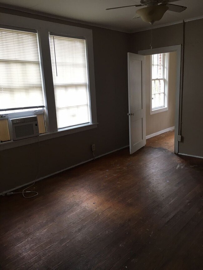 Foto del edificio - One Bedroom Duplex