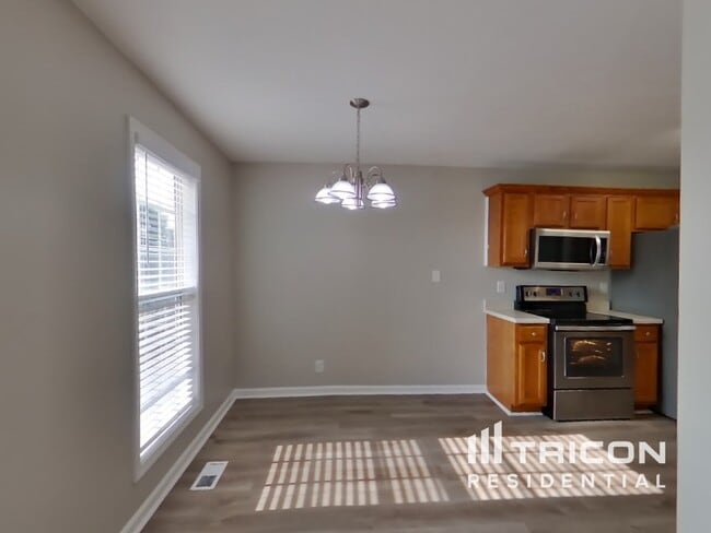 Building Photo - 1429 Cedar Springs Cir