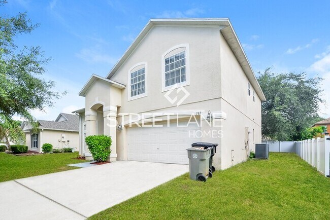 Building Photo - Charming 4 Bedroom in Apopka!