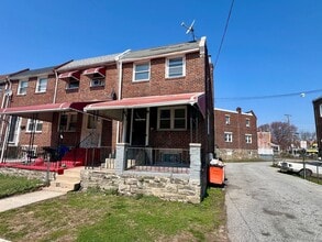 Building Photo - 812 MacDonald St