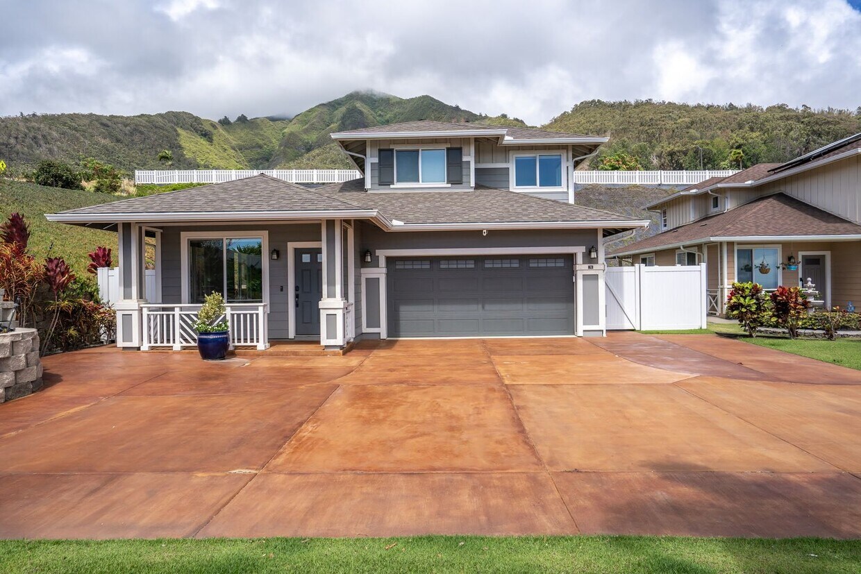 Foto principal - Beautiful Designed Spacious 3 bed/2.5 Bath...