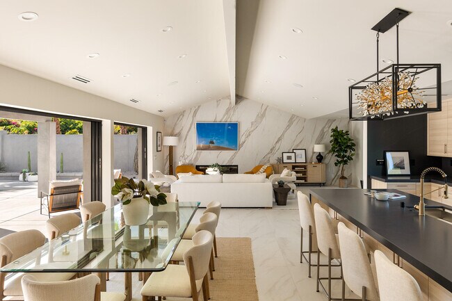 Foto del edificio - 71501 Sahara Rd