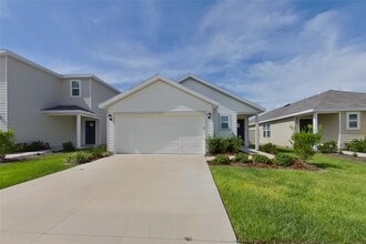 Building Photo - 4421 SW 85th St