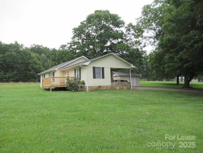 Building Photo - 1343 Beal Rd