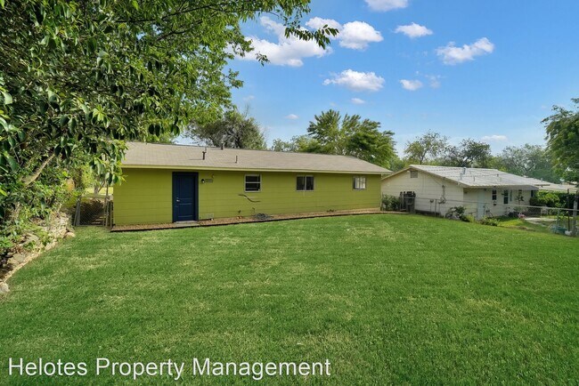 Building Photo - 3 br, 1 bath House - 4526 Clear Springs Dr.