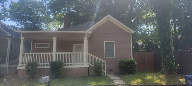 Building Photo - Amazing Amazing Location -Atlanta Beltline...
