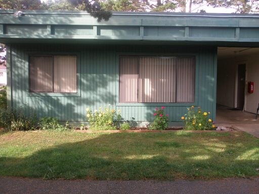 Primary Photo - 525 9th St SW