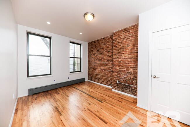 Foto del edificio - 2976 Fulton St