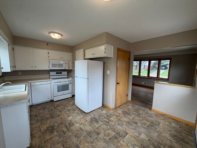 Foto del edificio - 1517 9th Ave SW