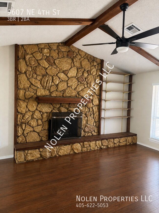 Foto del edificio - 9607 NE 4th St