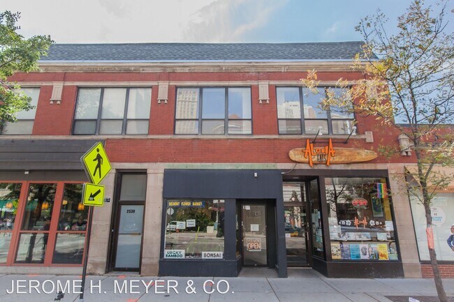 Foto del edificio - 2526 N Clark St