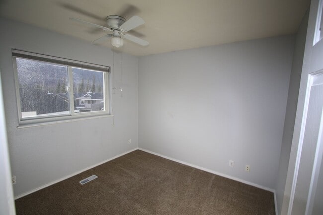Building Photo - 19508 Highland Ridge Dr