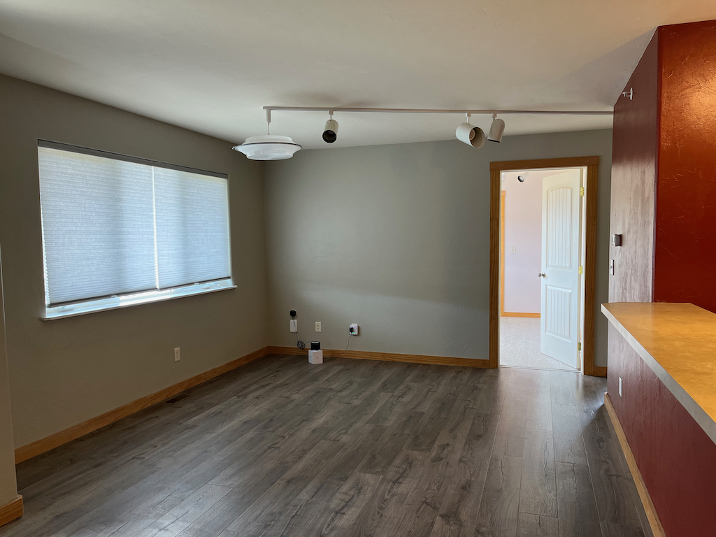 Primary Photo - 510 Redcliff Cir