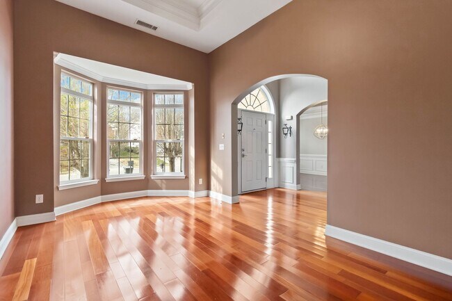 Foto del edificio - Beautiful Home just minutes from Mountain Island lake