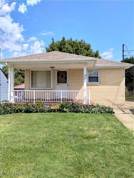 Primary Photo - 201 N Belle Vista Ave