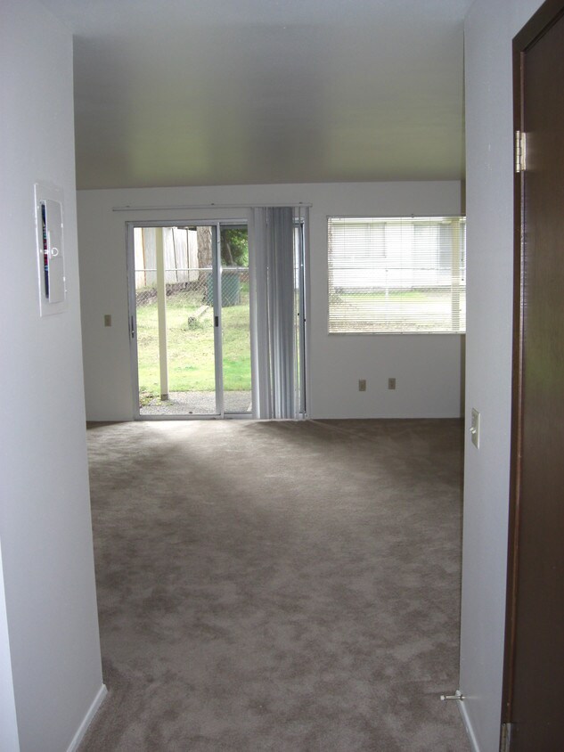Foto principal - 12205 SE 60th St