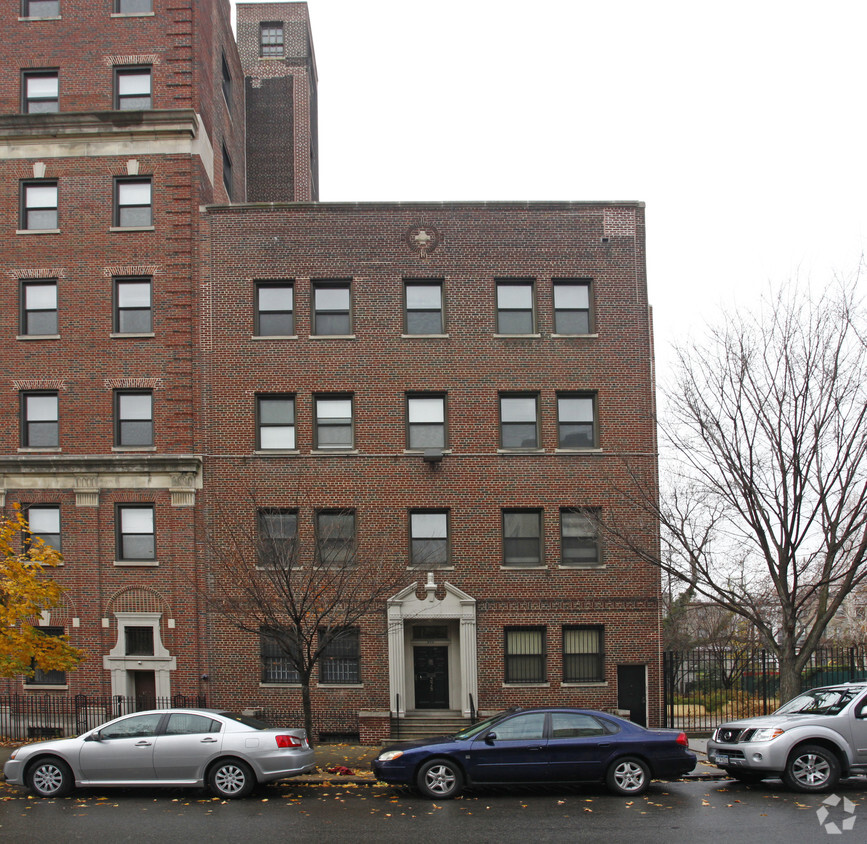 Foto del edificio - 378 Clermont Ave