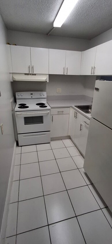 Photo - 271 NW 177th St (Miami Gardens, FL)