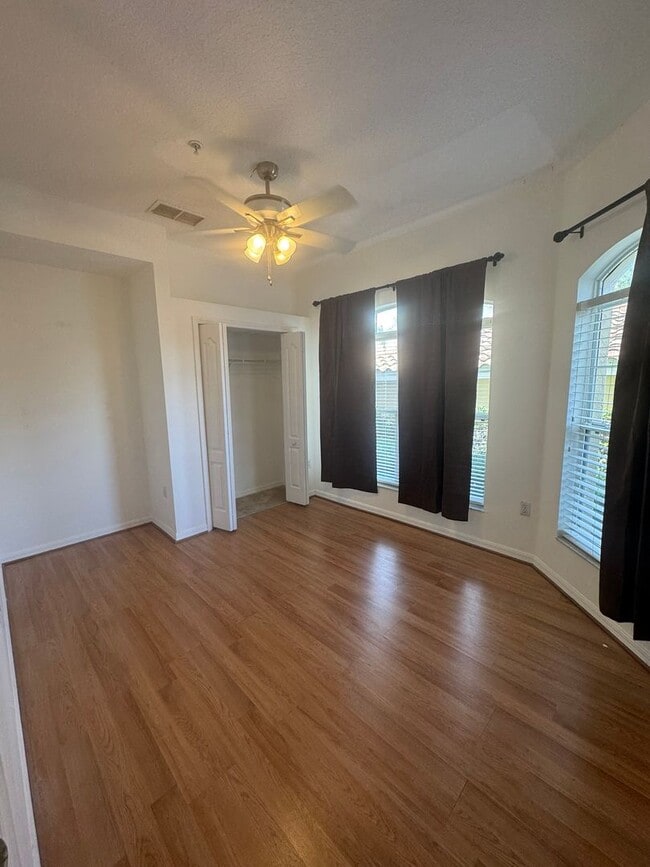 Foto del edificio - 3 Bedroom 2 Bath - Lovely and Cozy Condo f...