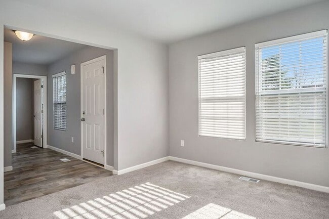 Building Photo - 4075 Spring Hue Ln
