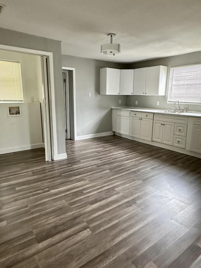 Building Photo - 3 bedroom in Jacksonville FL 32211